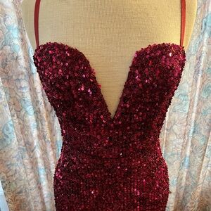 Glamorous Burgundy Sequin Midi Dress